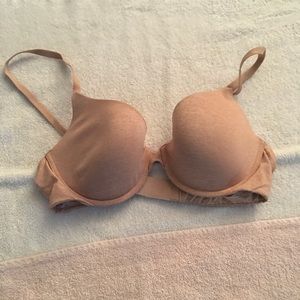 Victoria’s Secret Beige Bra. Size 34 C. Uplift Semi Demi Bust Wire Bra.